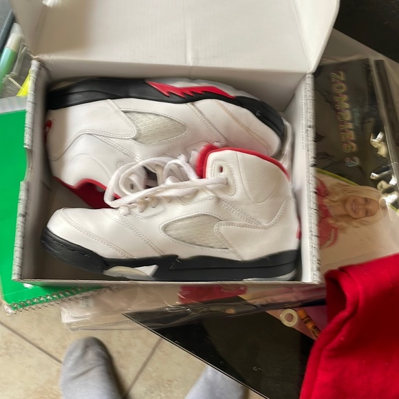 Jordan 5 Retro Fire Red Silver Tongue - Picture 1 of 6